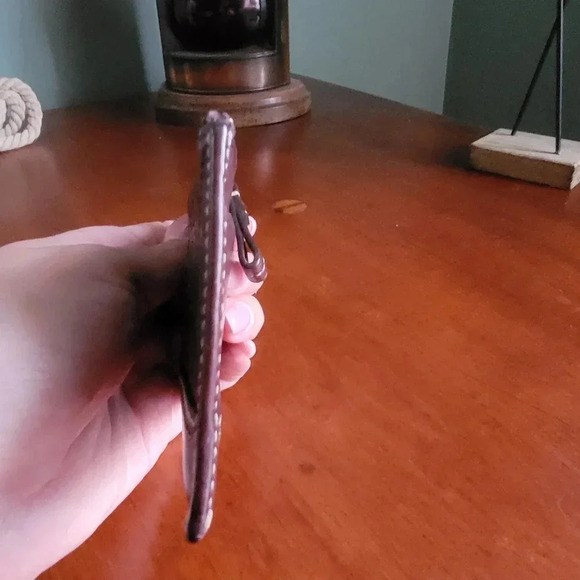 Coach Hamptons Embossed Stitched Signature Brown Leather Card Case with Keyring - Picture 5 of 14